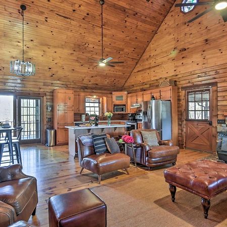 Luxury Pearcy Cabin With 5 Private Acres And Hot Tub! Luaran gambar