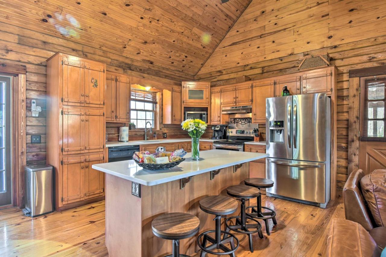 Luxury Pearcy Cabin With 5 Private Acres And Hot Tub! Luaran gambar
