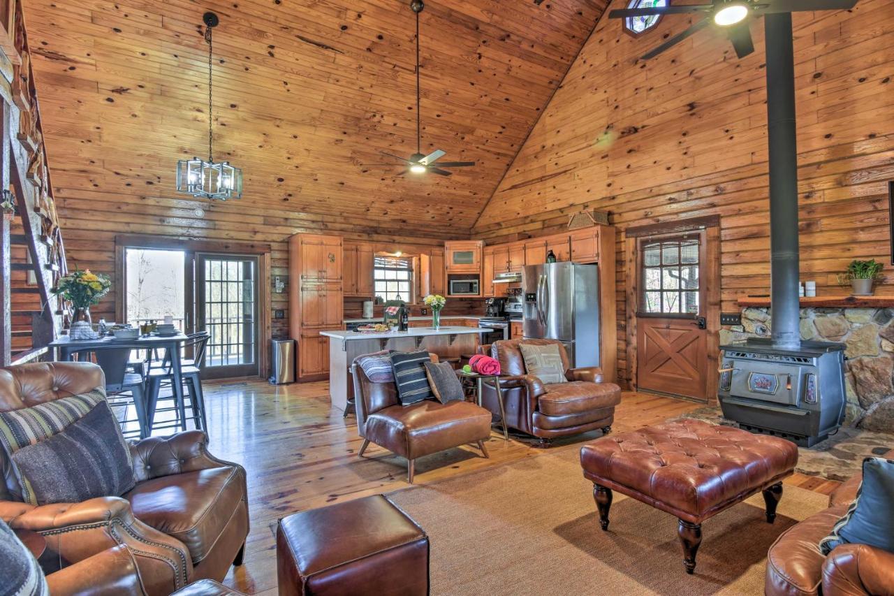 Luxury Pearcy Cabin With 5 Private Acres And Hot Tub! Luaran gambar