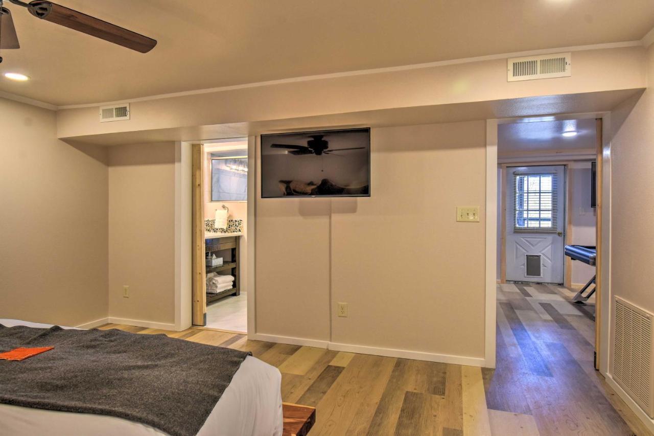 Luxury Pearcy Cabin With 5 Private Acres And Hot Tub! Luaran gambar