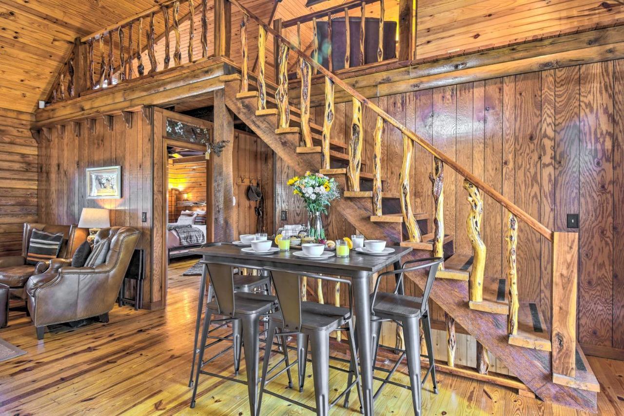 Luxury Pearcy Cabin With 5 Private Acres And Hot Tub! Luaran gambar